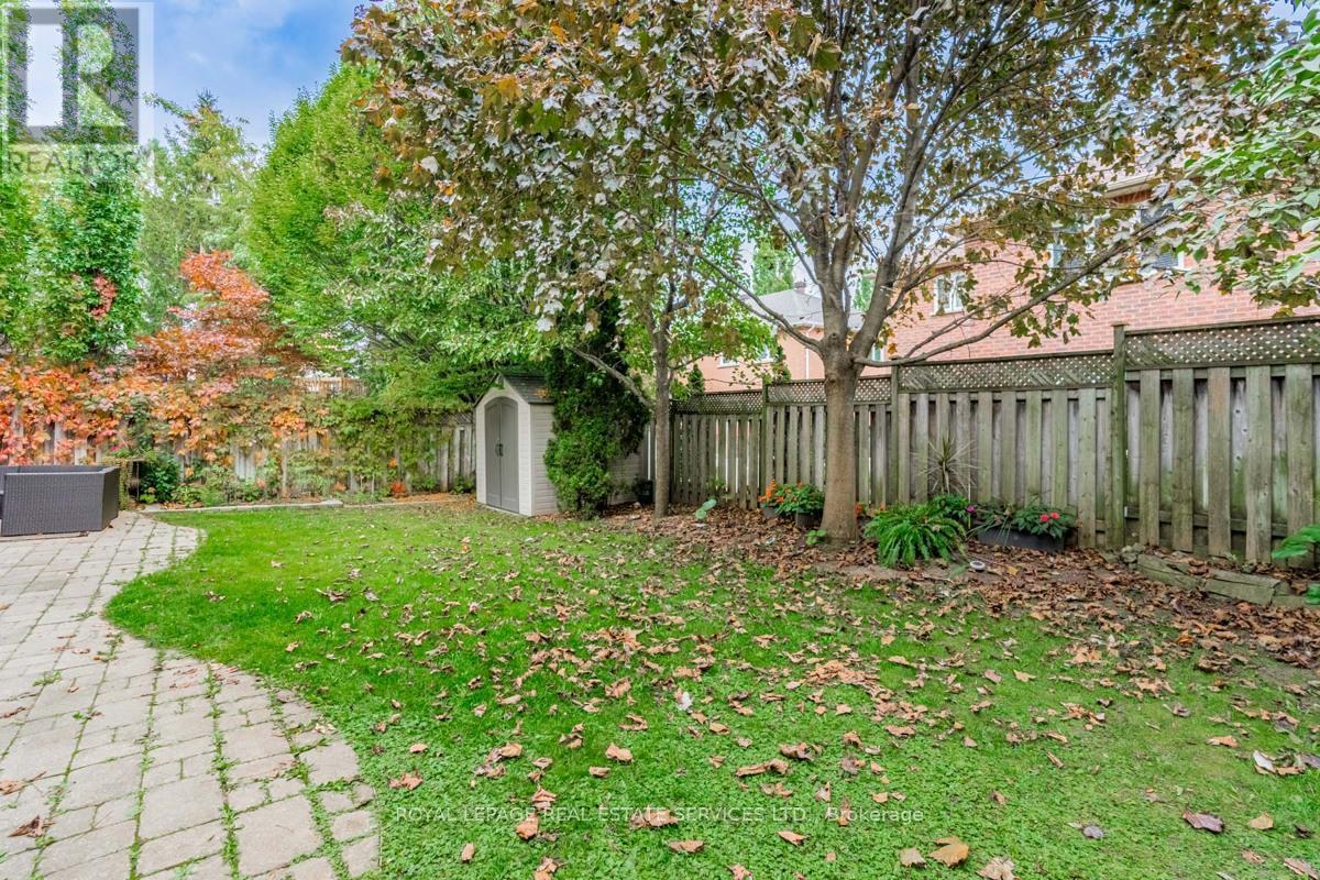












UNIT 2 - 59 THE WESTWAY

,
Toronto,




Ontario
M9P2B4

