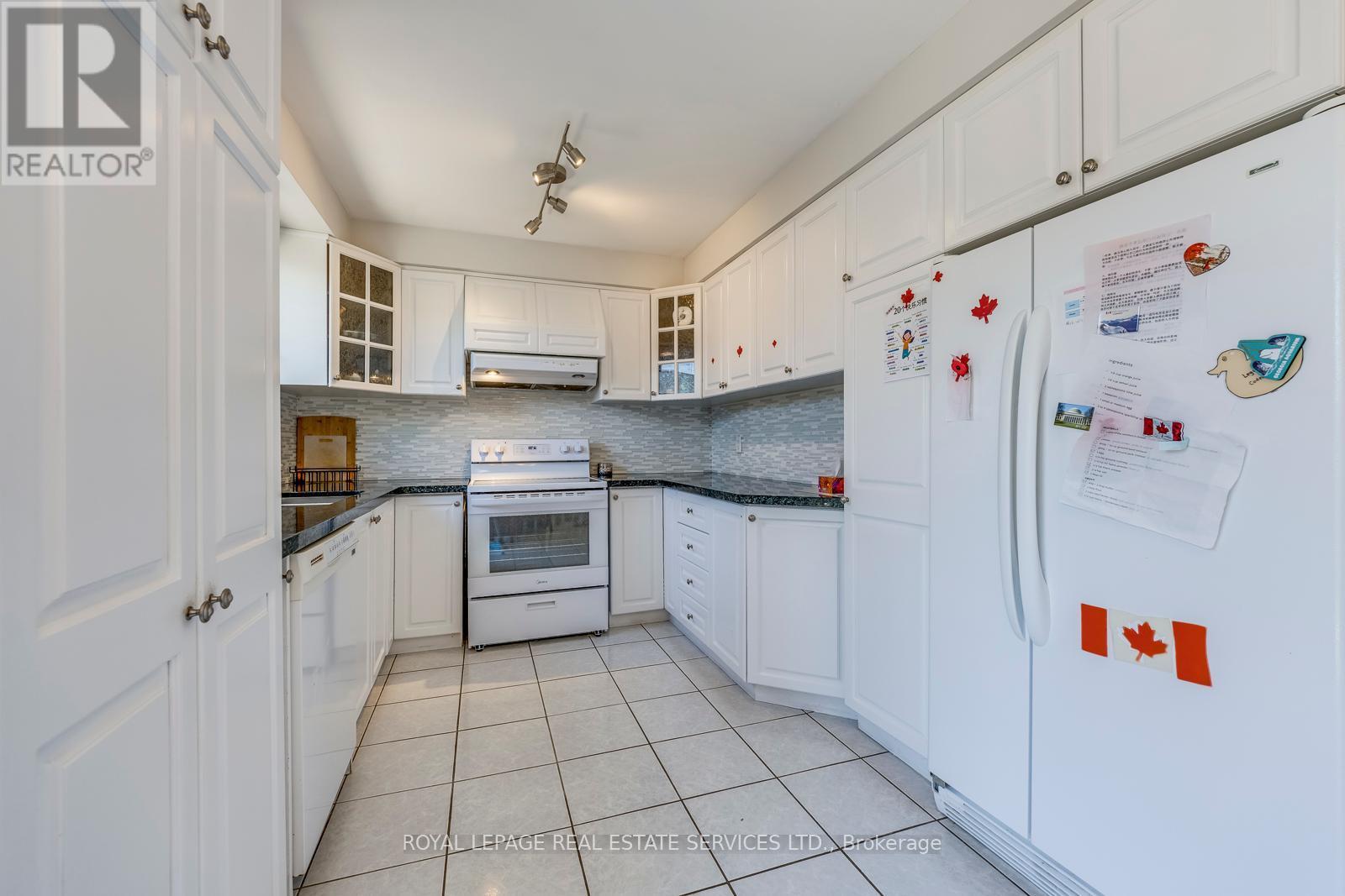 












317 ULRIC CRESCENT

,
Oakville,




Ontario
L6K3R3

