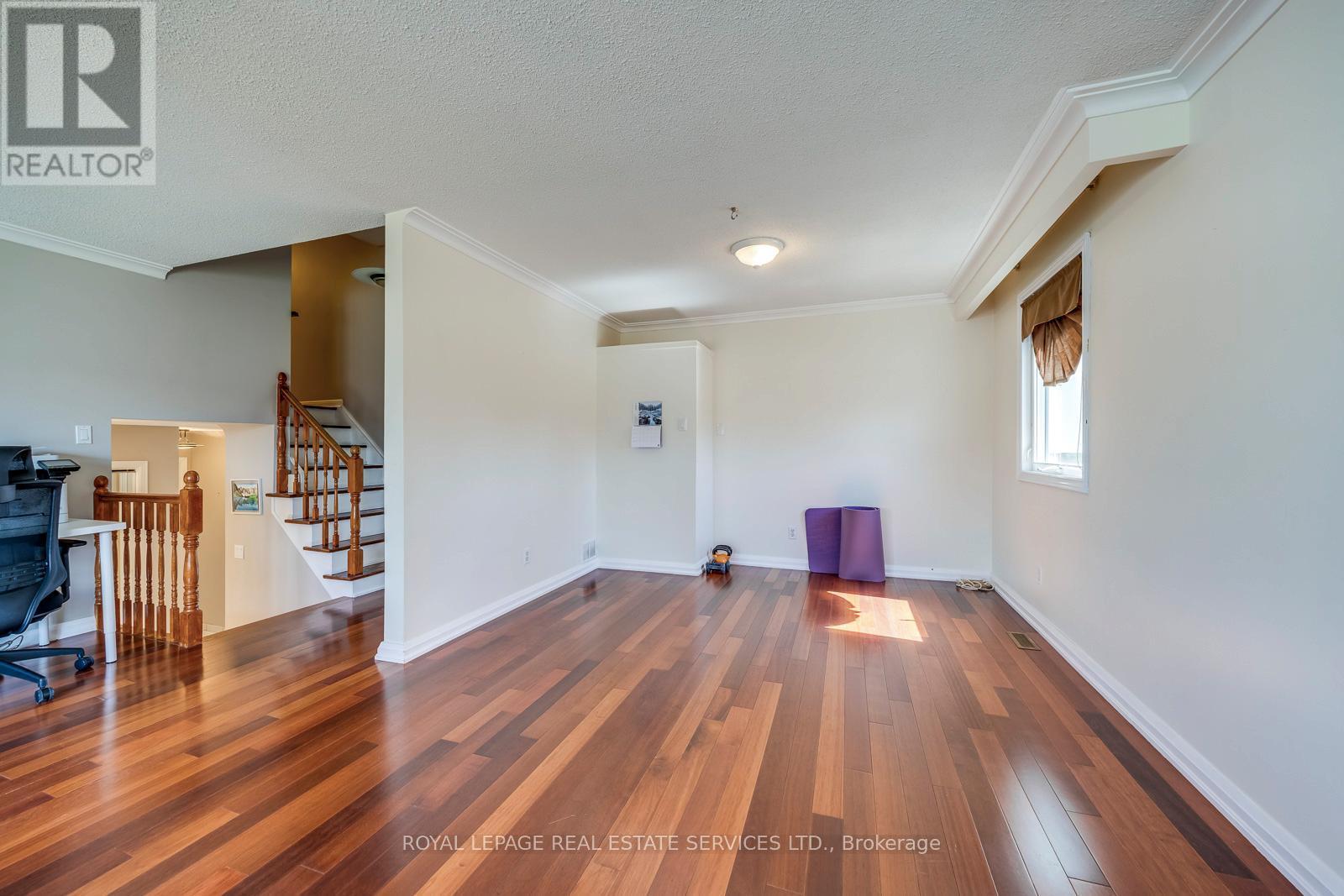 












317 ULRIC CRESCENT

,
Oakville,




Ontario
L6K3R3

