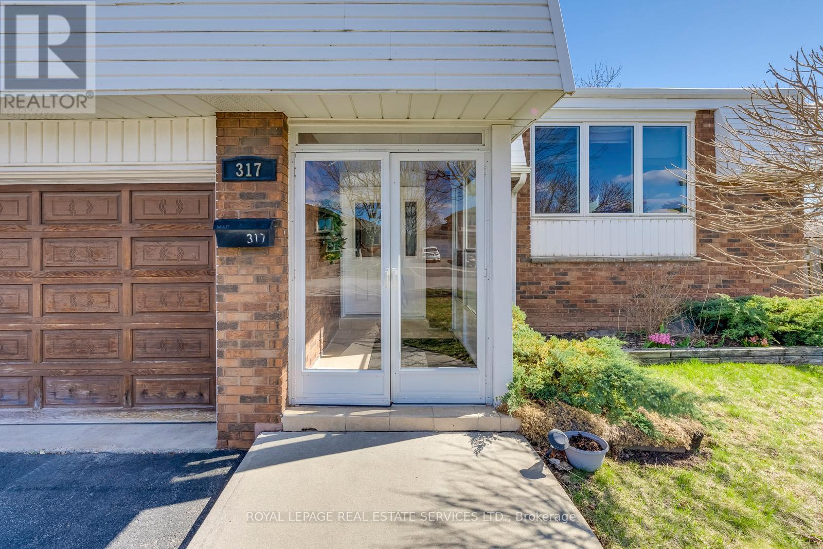 












317 ULRIC CRESCENT

,
Oakville,




Ontario
L6K3R3

