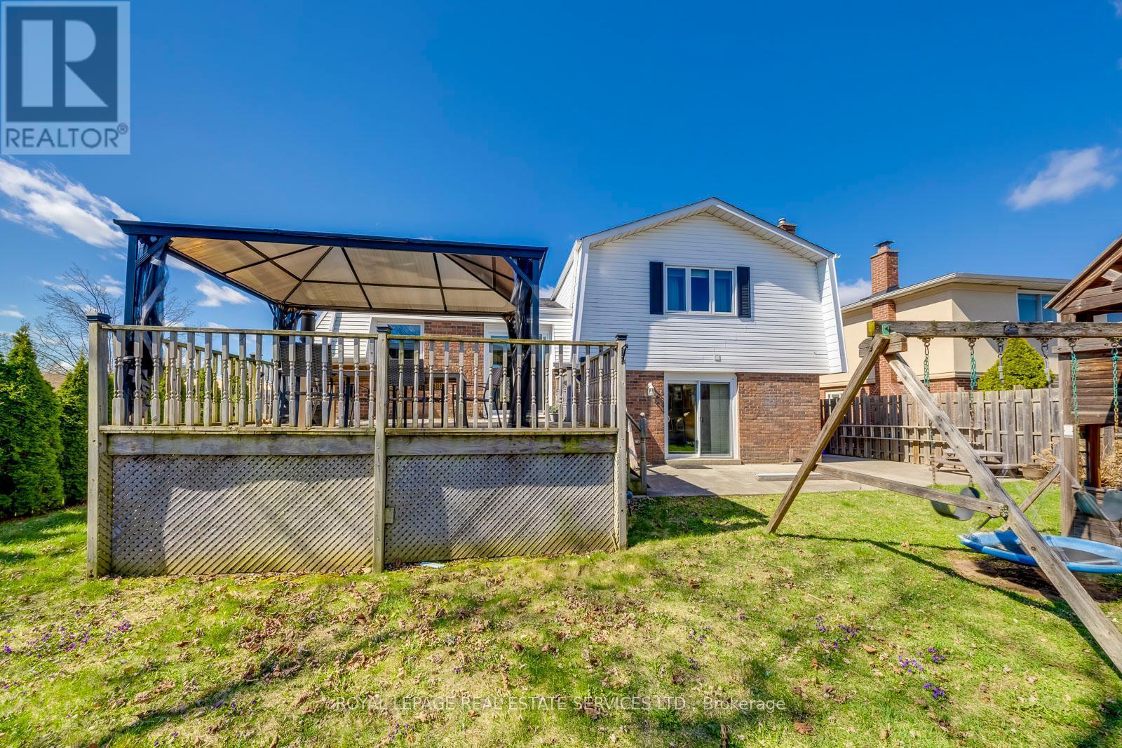 












317 ULRIC CRESCENT

,
Oakville,




Ontario
L6K3R3

