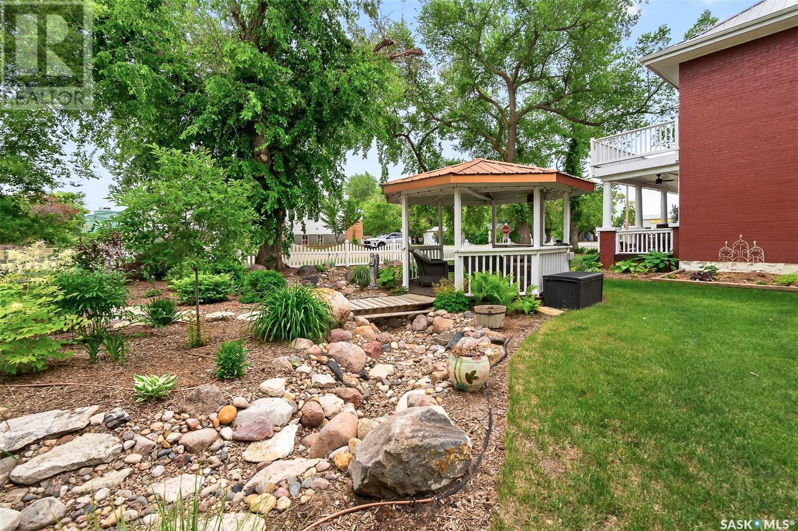 












204 Rose STREET

,
Mortlach,




Saskatchewan
S0H3E0

