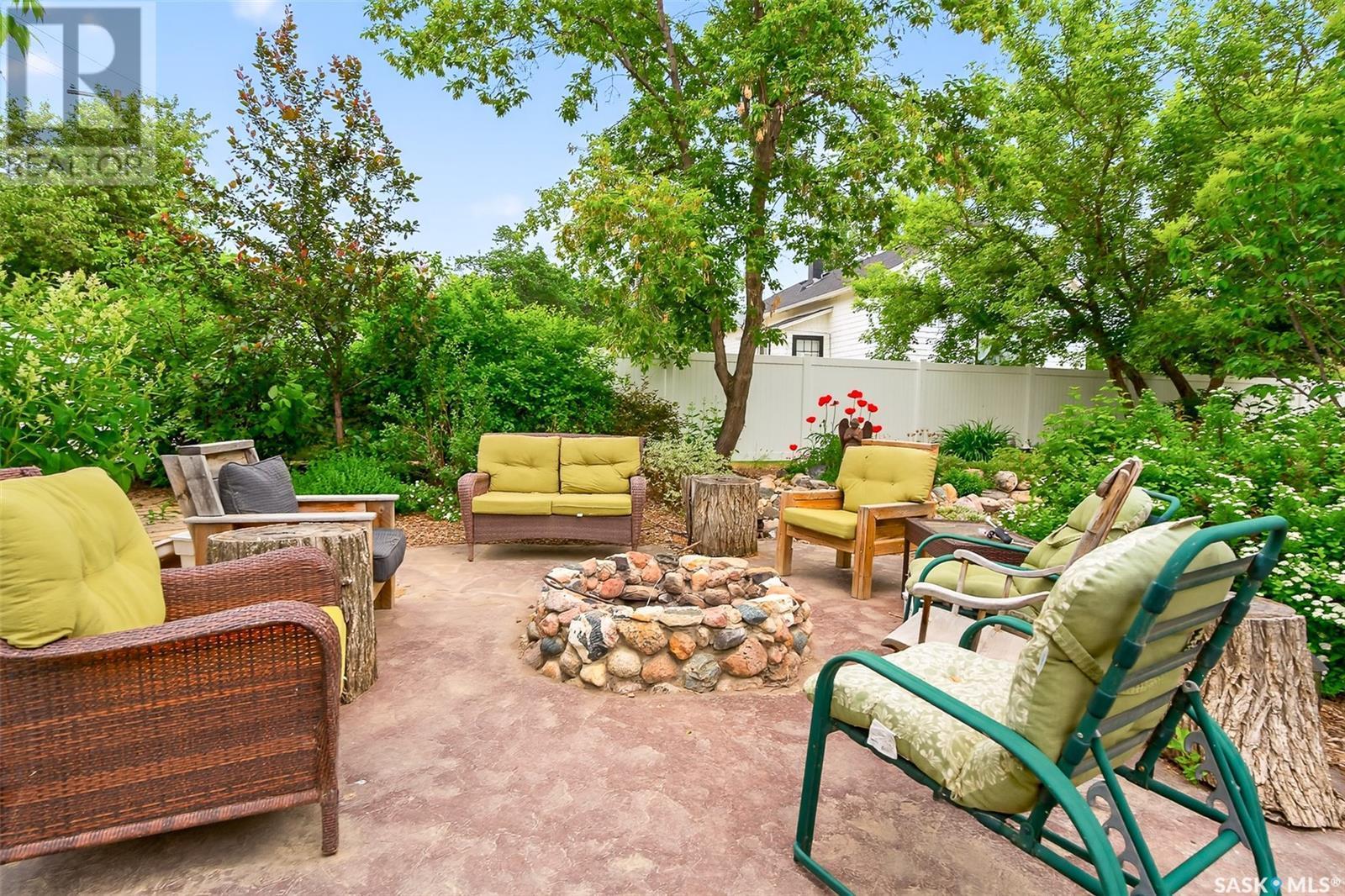 












204 Rose STREET

,
Mortlach,




Saskatchewan
S0H3E0

