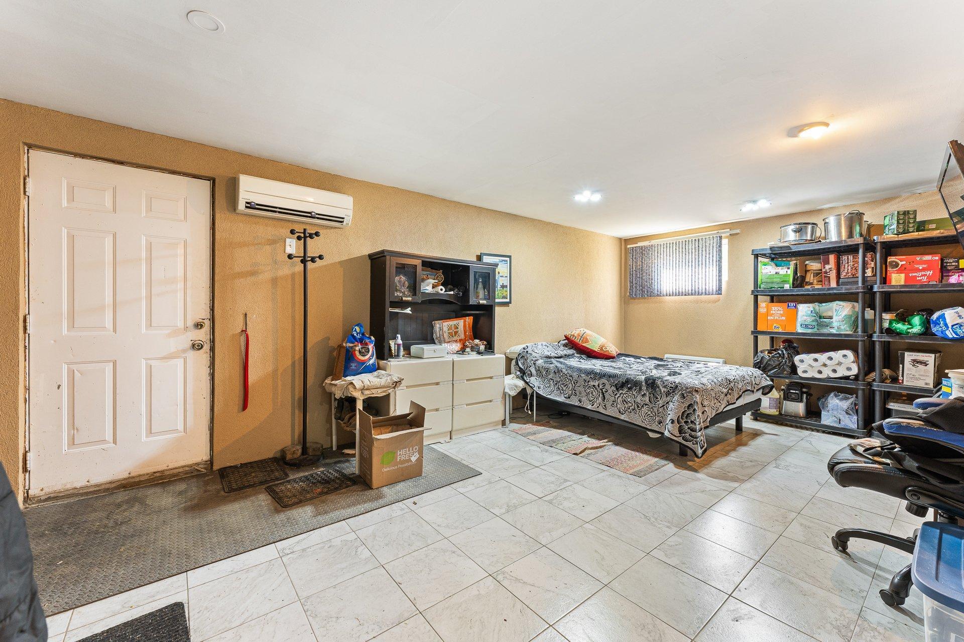 









54


Ch. Millington

,
Austin,




QC
J0B1B0

