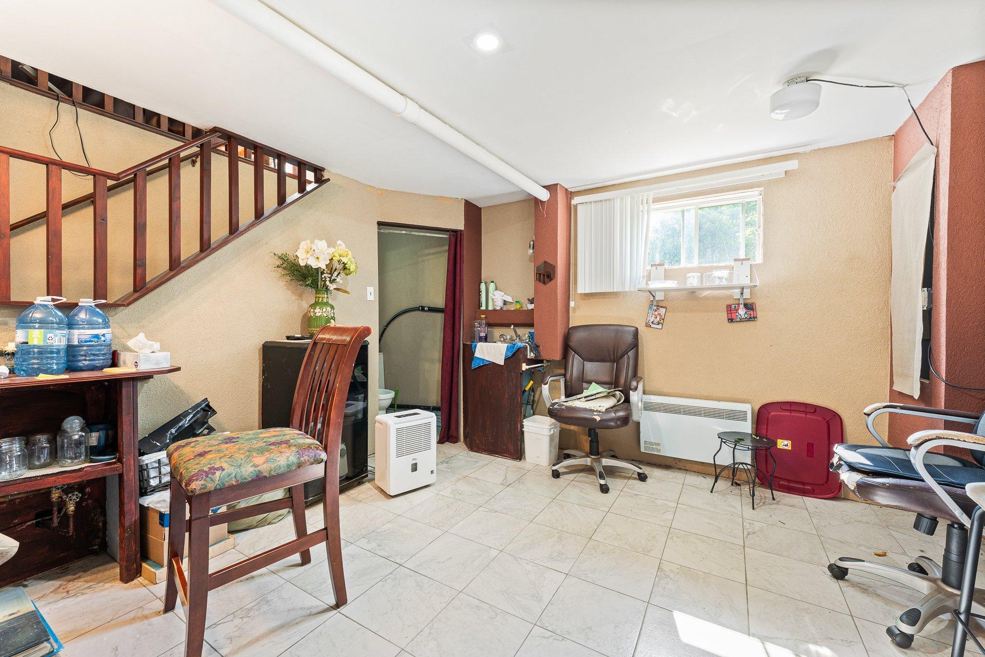 









54


Ch. Millington

,
Austin,




QC
J0B1B0

