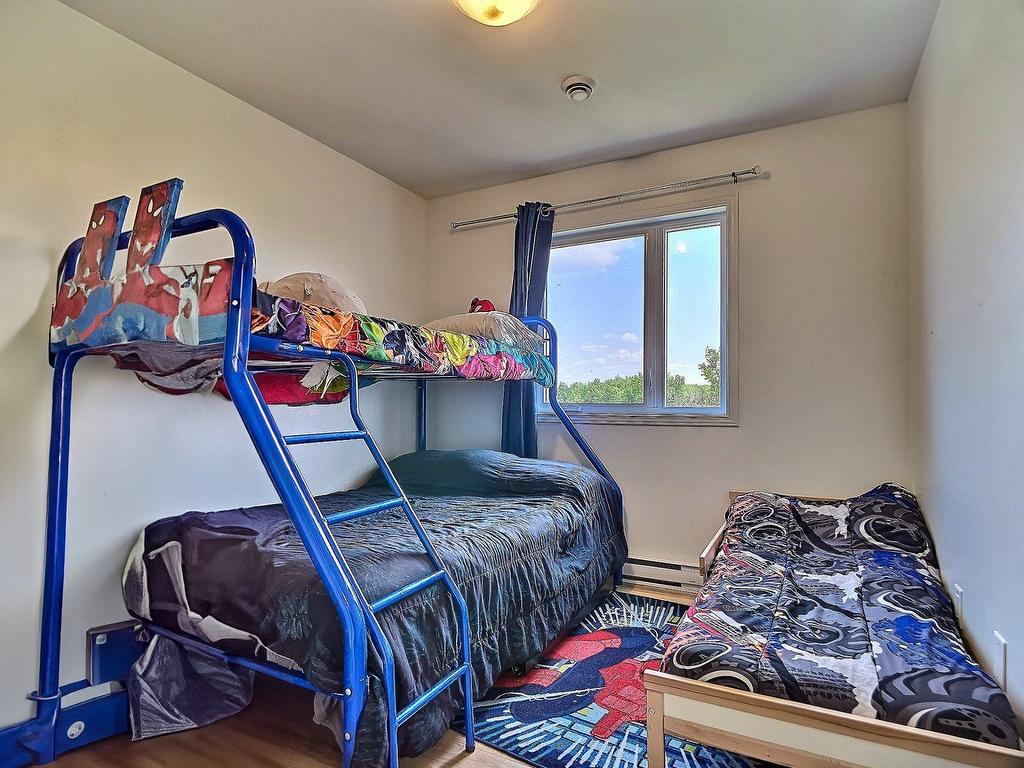 









309


Rue des Becs-Scie

,
Masson-Angers (Gatineau),




QC
J8M0C1


