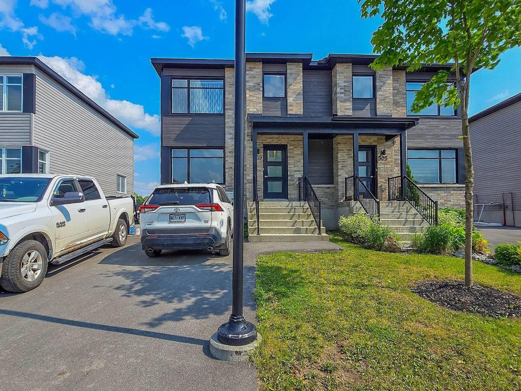 









309


Rue des Becs-Scie

,
Masson-Angers (Gatineau),




QC
J8M0C1

