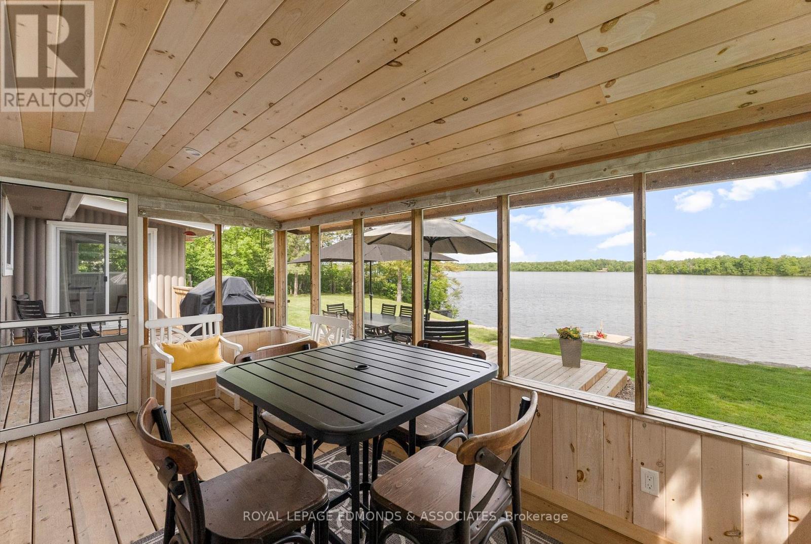 












2106 LA PASSE ROAD

,
Whitewater Region,




Ontario
K0J1C0

