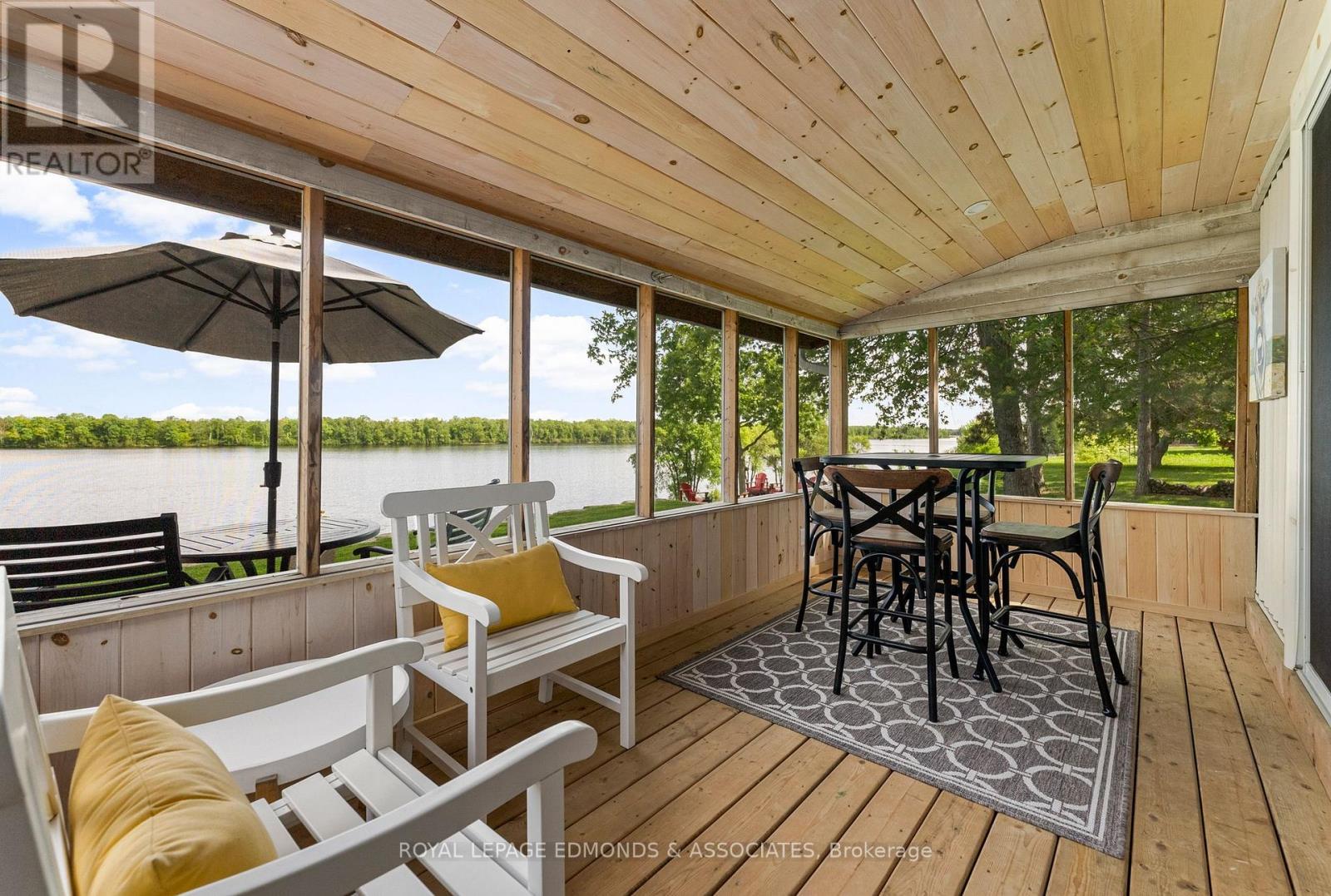 












2106 LA PASSE ROAD

,
Whitewater Region,




Ontario
K0J1C0


