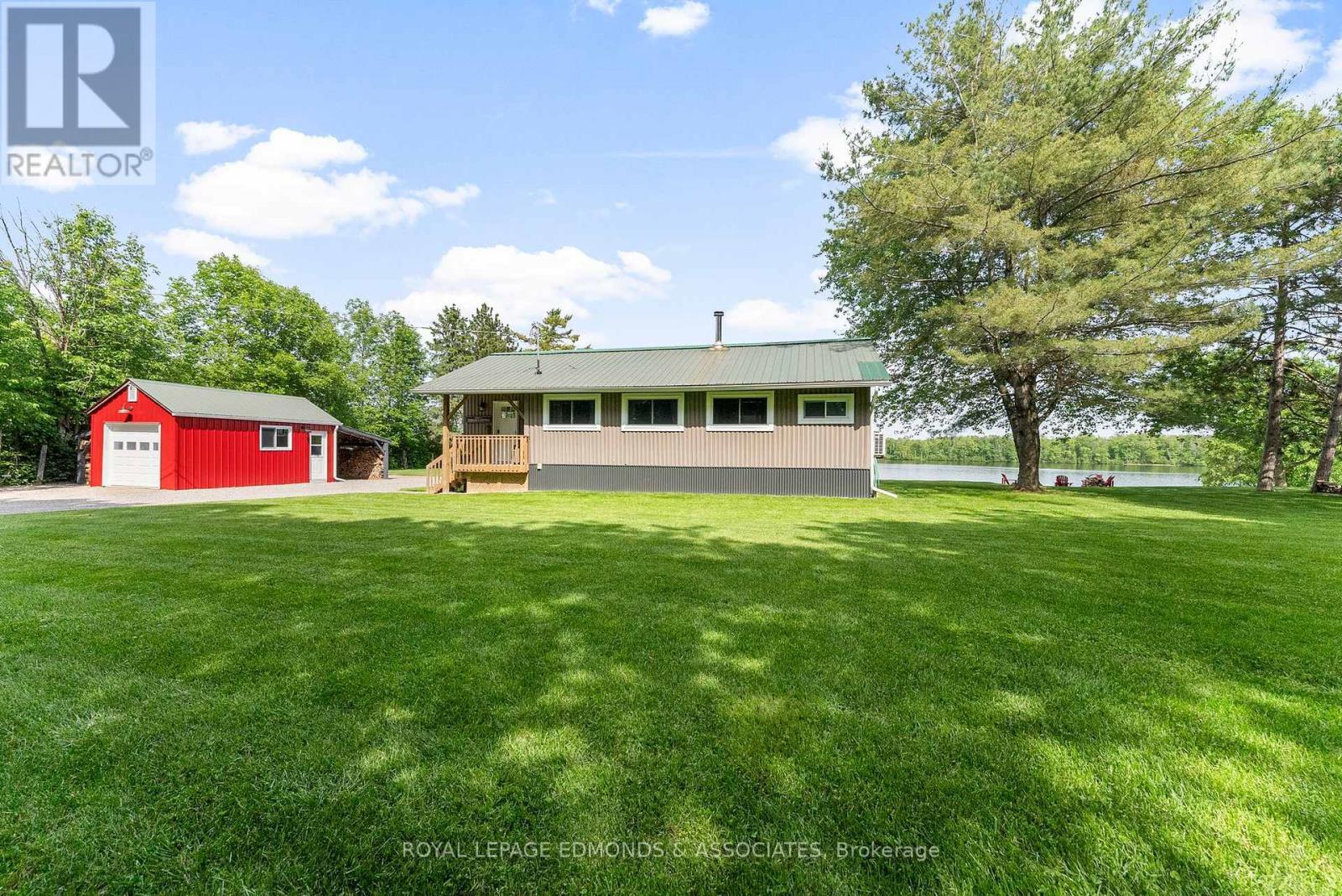 












2106 LA PASSE ROAD

,
Whitewater Region,




Ontario
K0J1C0

