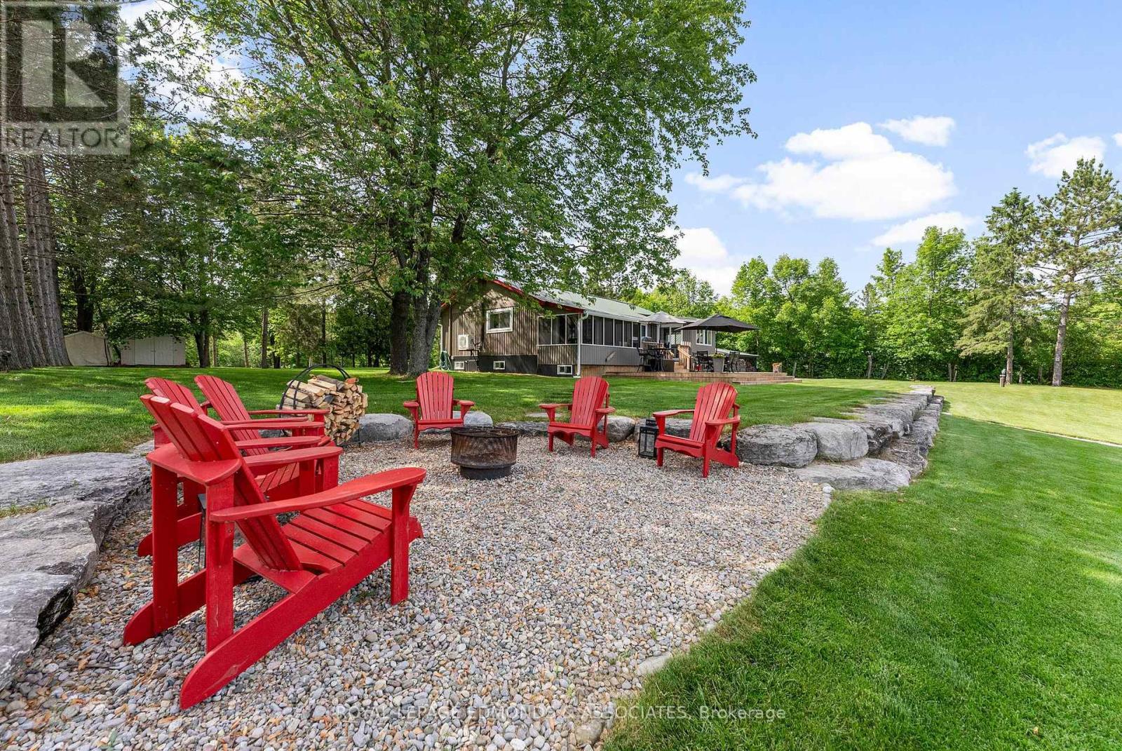 












2106 LA PASSE ROAD

,
Whitewater Region,




Ontario
K0J1C0

