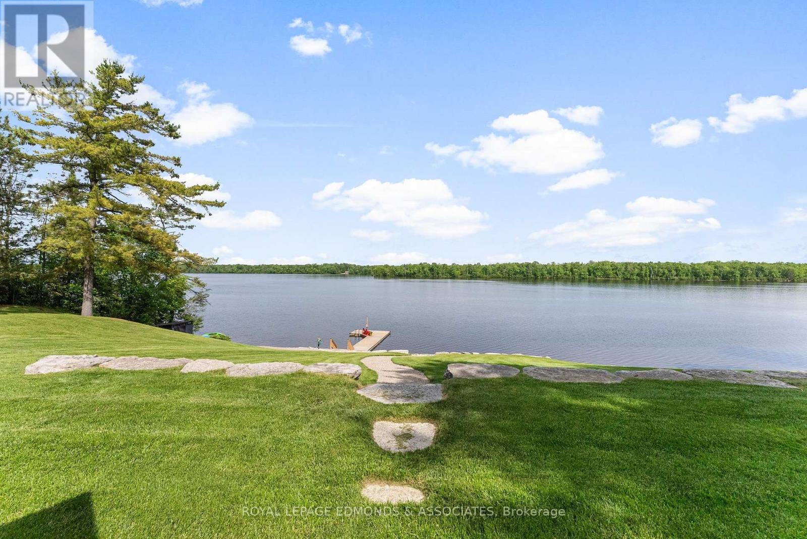 












2106 LA PASSE ROAD

,
Whitewater Region,




Ontario
K0J1C0

