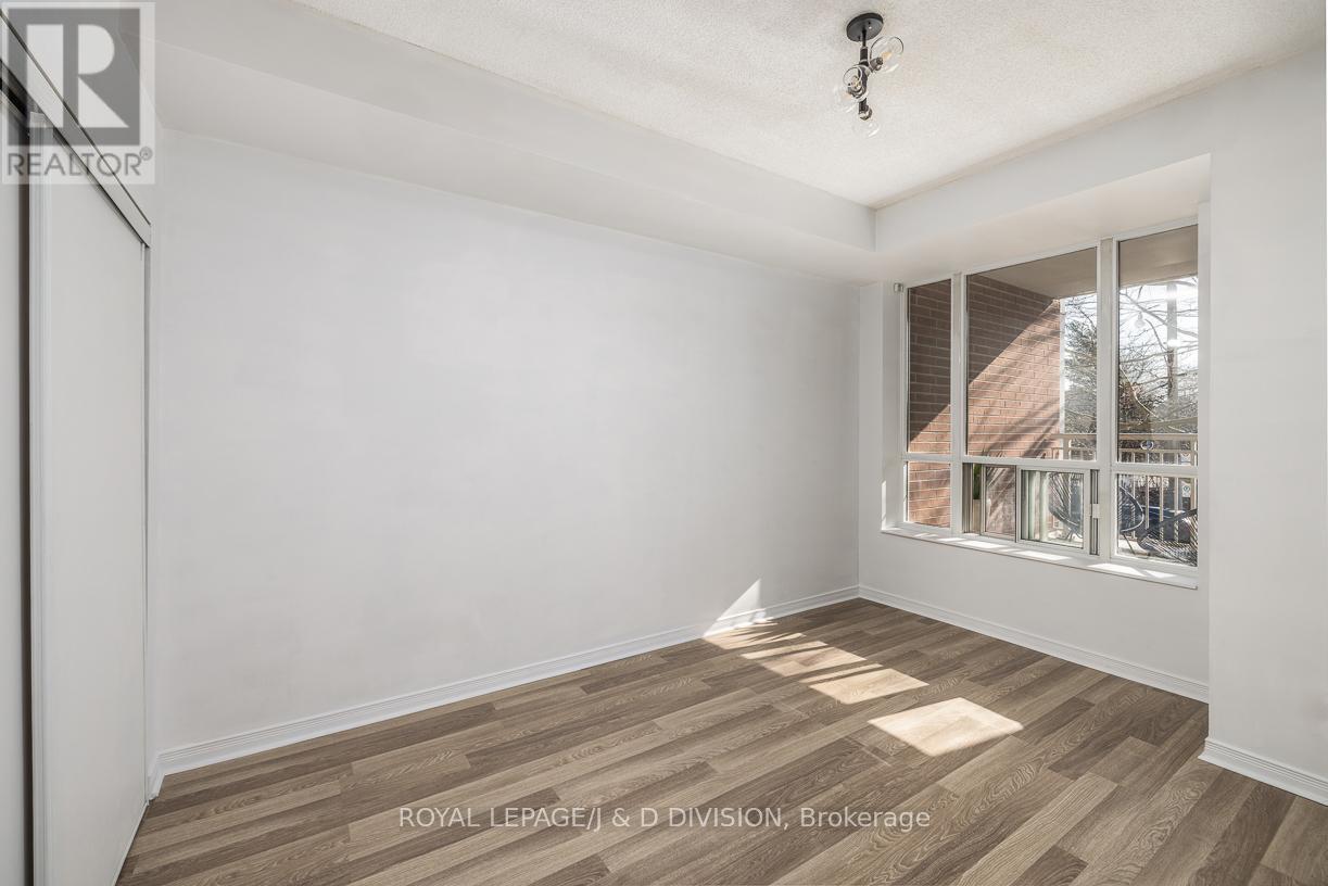 












207 - 485 ROSEWELL AVENUE

,
Toronto,




Ontario
M4R2J2


