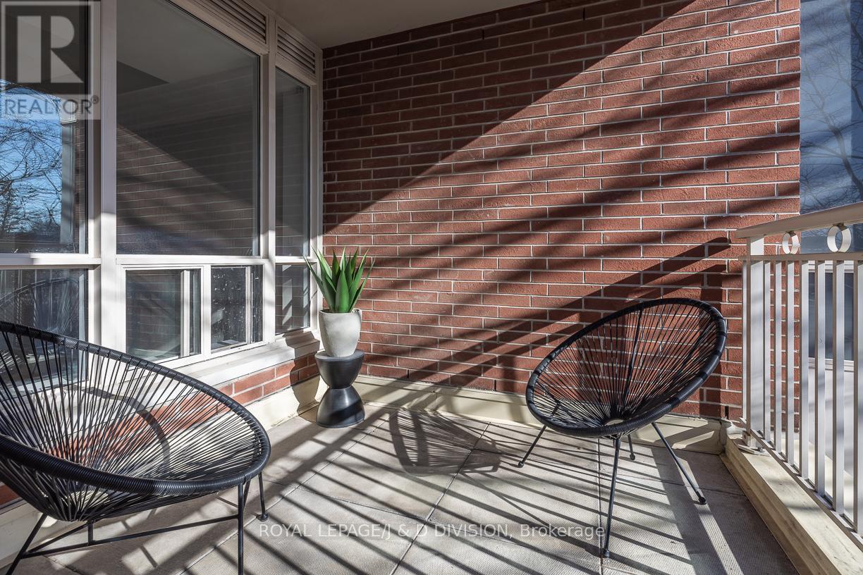 












207 - 485 ROSEWELL AVENUE

,
Toronto,




Ontario
M4R2J2

