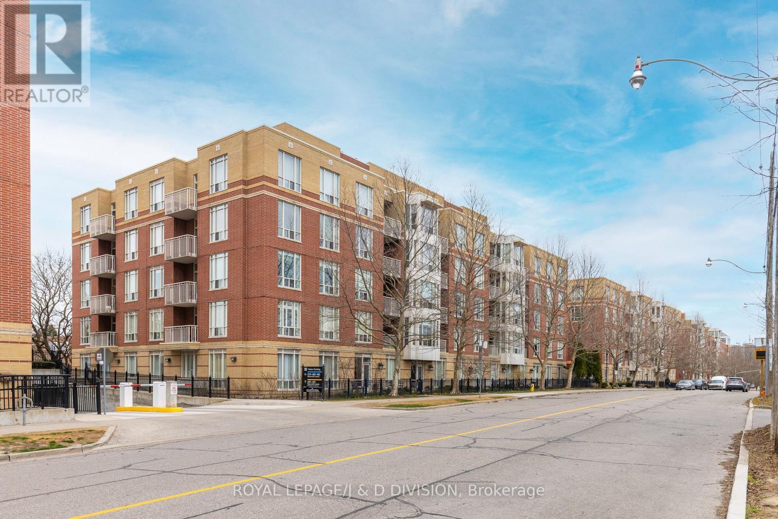 












207 - 485 ROSEWELL AVENUE

,
Toronto,




Ontario
M4R2J2

