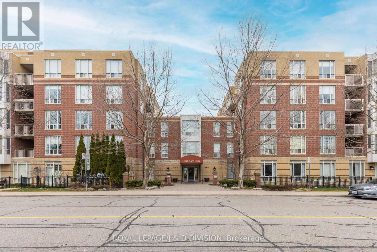 












207 - 485 ROSEWELL AVENUE

,
Toronto,




Ontario
M4R2J2

