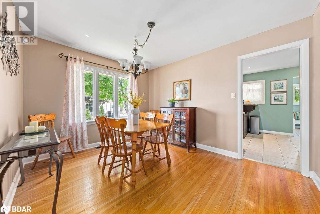 












1036 WAGARVILLE Road

,
Parham,




Ontario
K0H2K0

