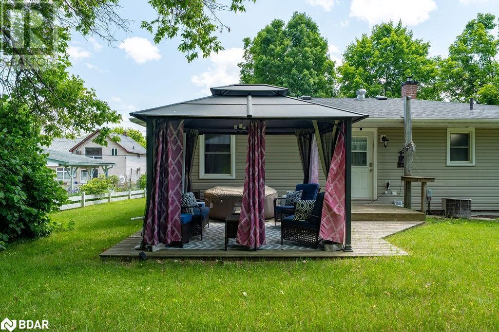 












1036 WAGARVILLE Road

,
Parham,




Ontario
K0H2K0

