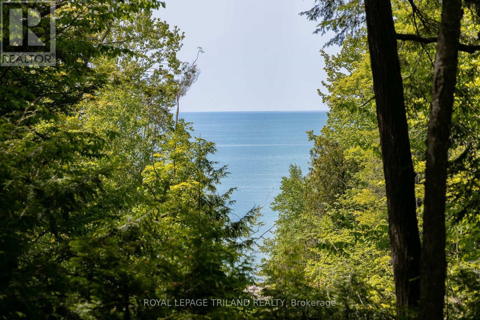 












75331 GLITTER BAY CRESCENT

,
Bluewater (Stanley),




Ontario
N0M1G0

