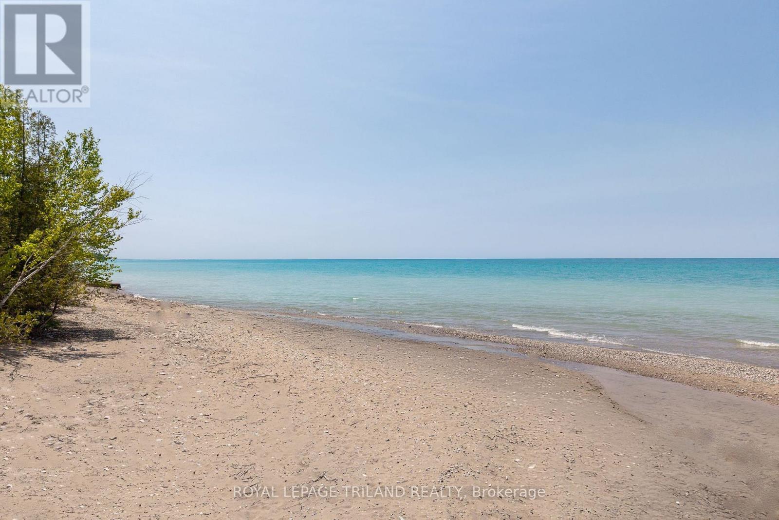 












75331 GLITTER BAY CRESCENT

,
Bluewater (Stanley),




Ontario
N0M1G0

