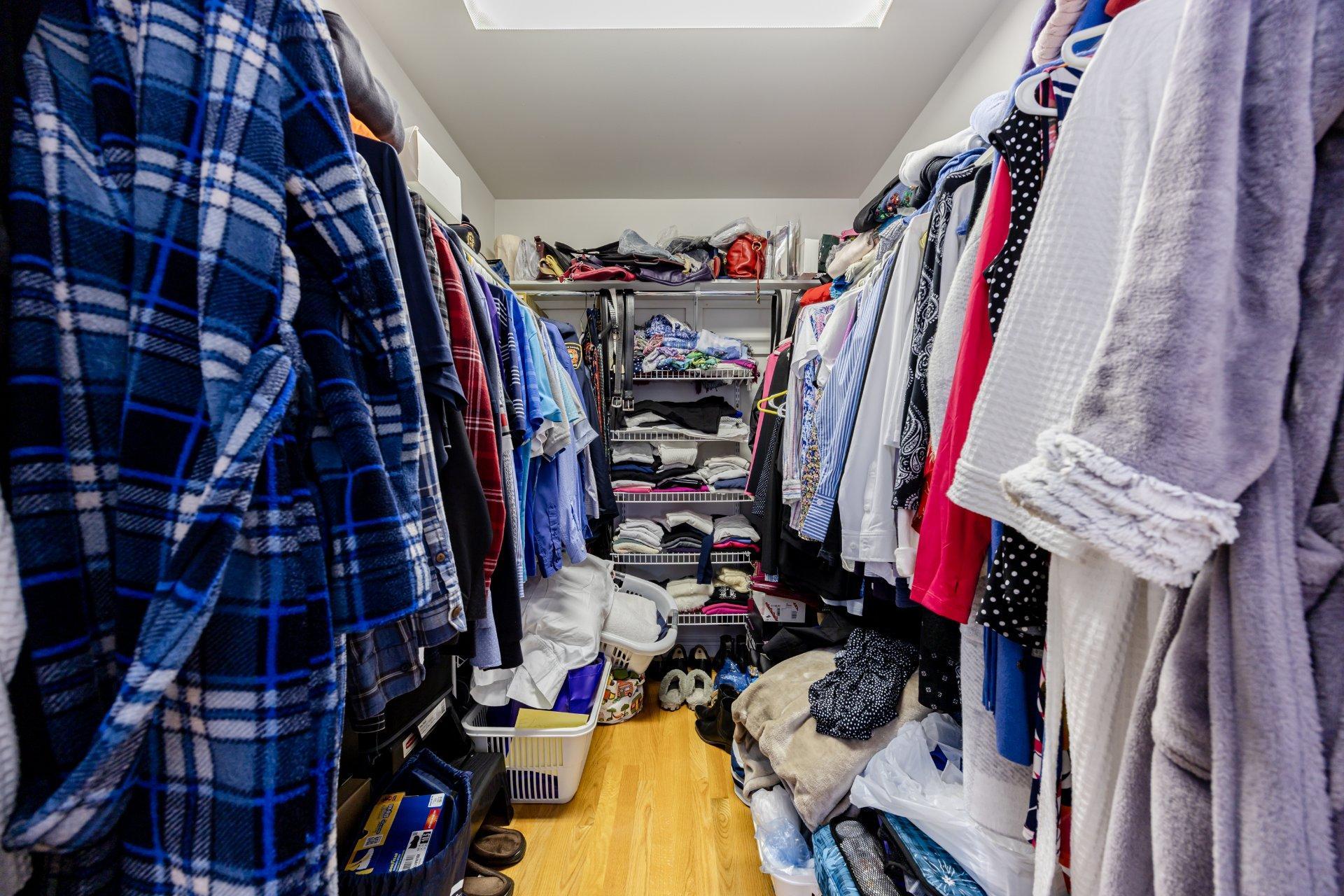 









14


Rue Vincent-Blouin

,
Kirkland,




QC
H9J4B2

