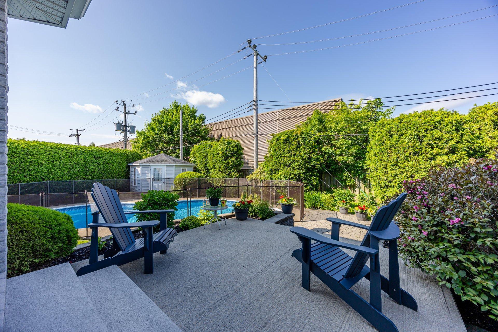 









14


Rue Vincent-Blouin

,
Kirkland,




QC
H9J4B2

