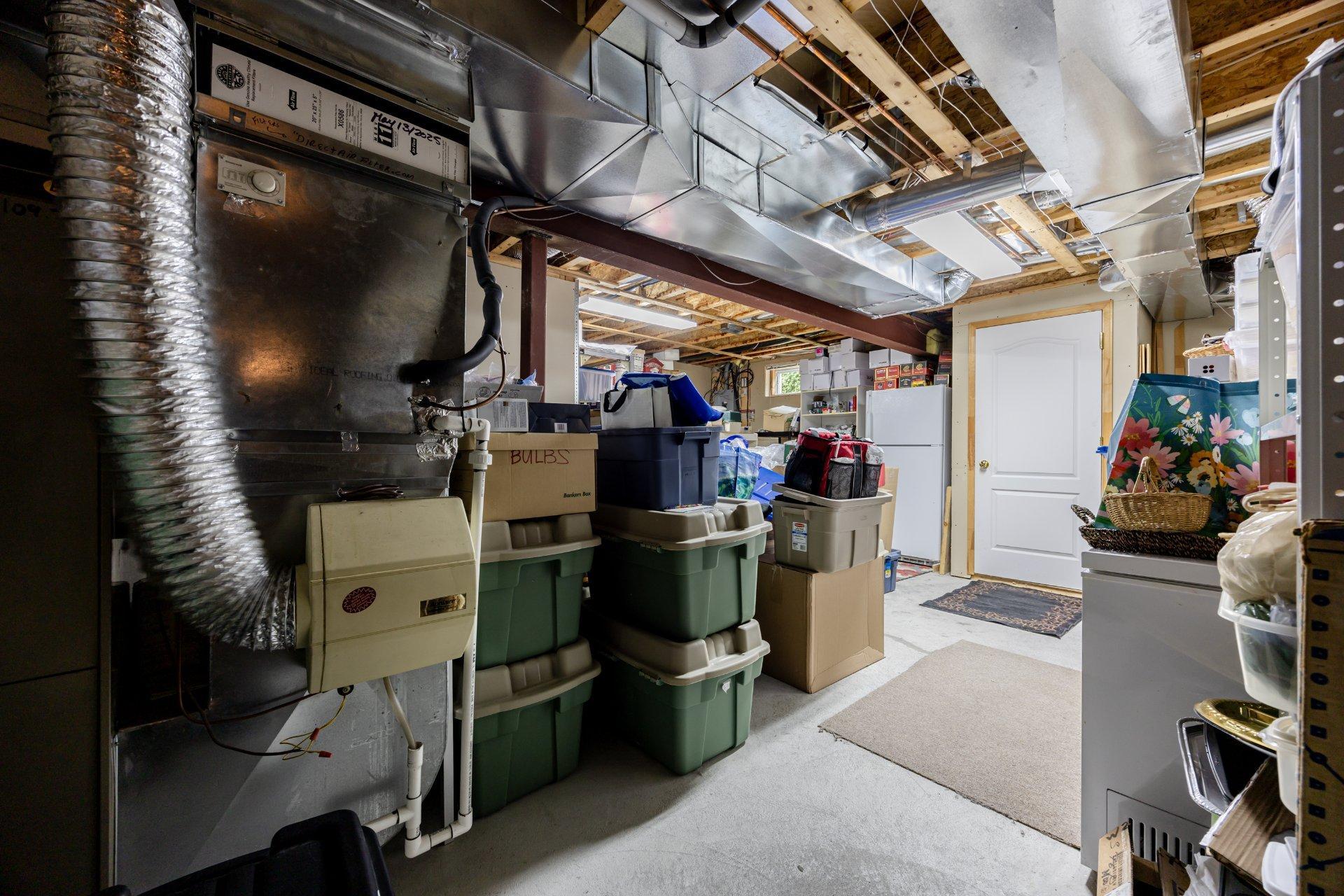 









14


Rue Vincent-Blouin

,
Kirkland,




QC
H9J4B2

