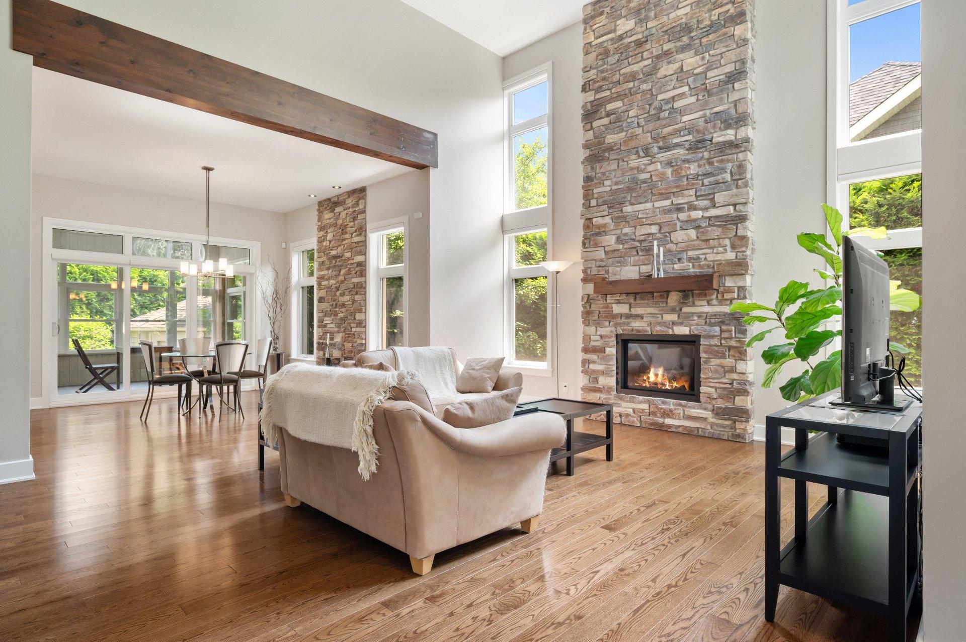 









723


Rue des Passerins

,
Mont-Saint-Hilaire,




QC
J3H0E5

