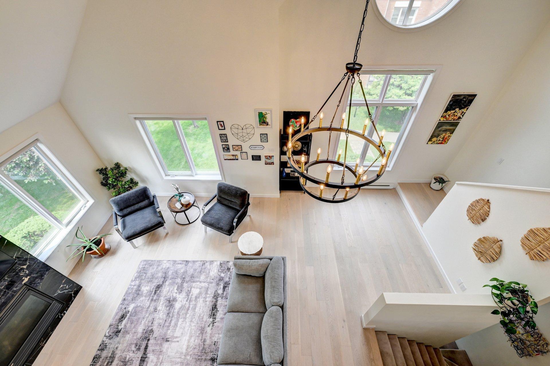 









216


Place Donnacona

,
Dollard-des-Ormeaux,




QC
H9B3J8


