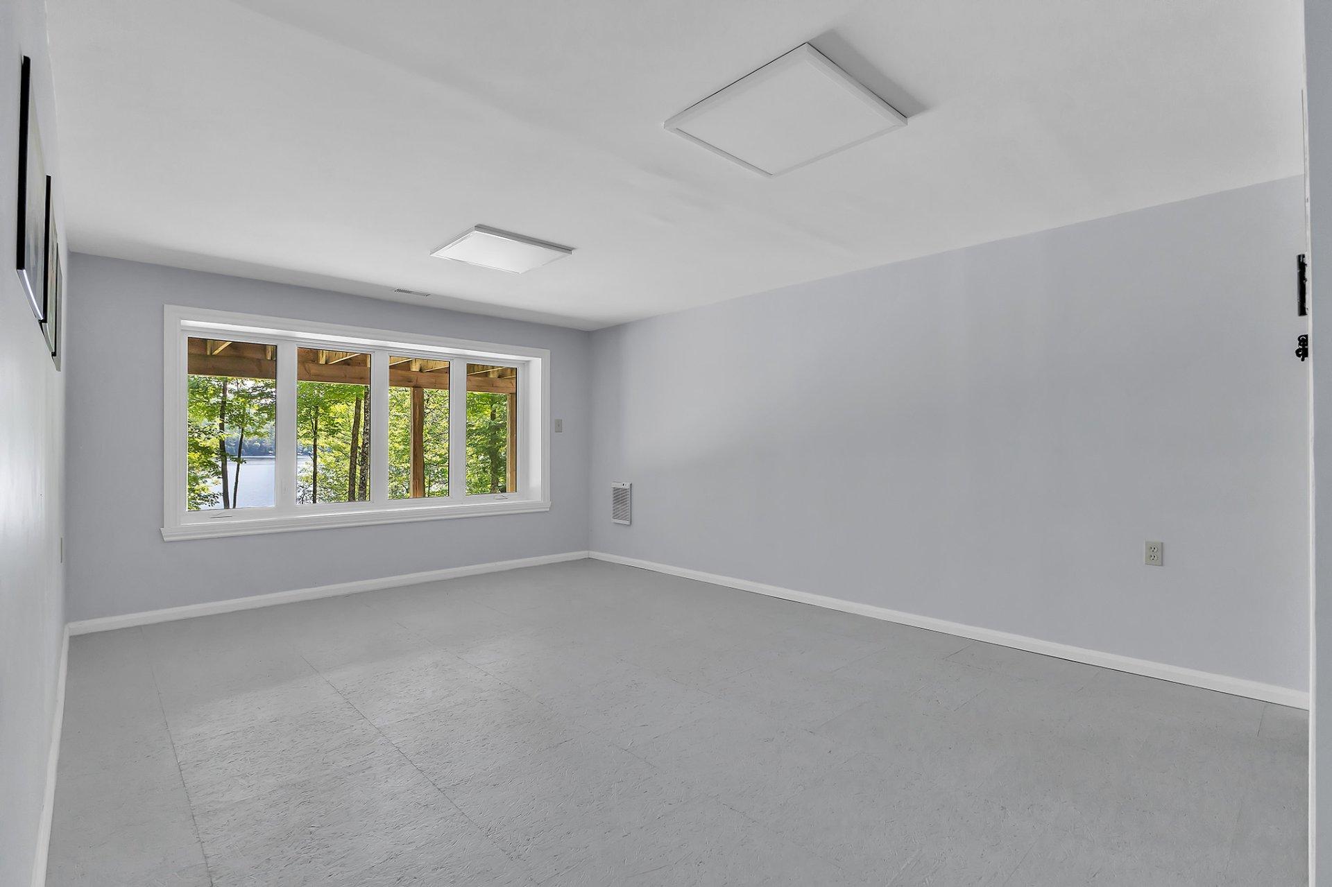 









242


Ch. du Lac-Grand

,
Val-des-Monts,




QC
J8N5J7

