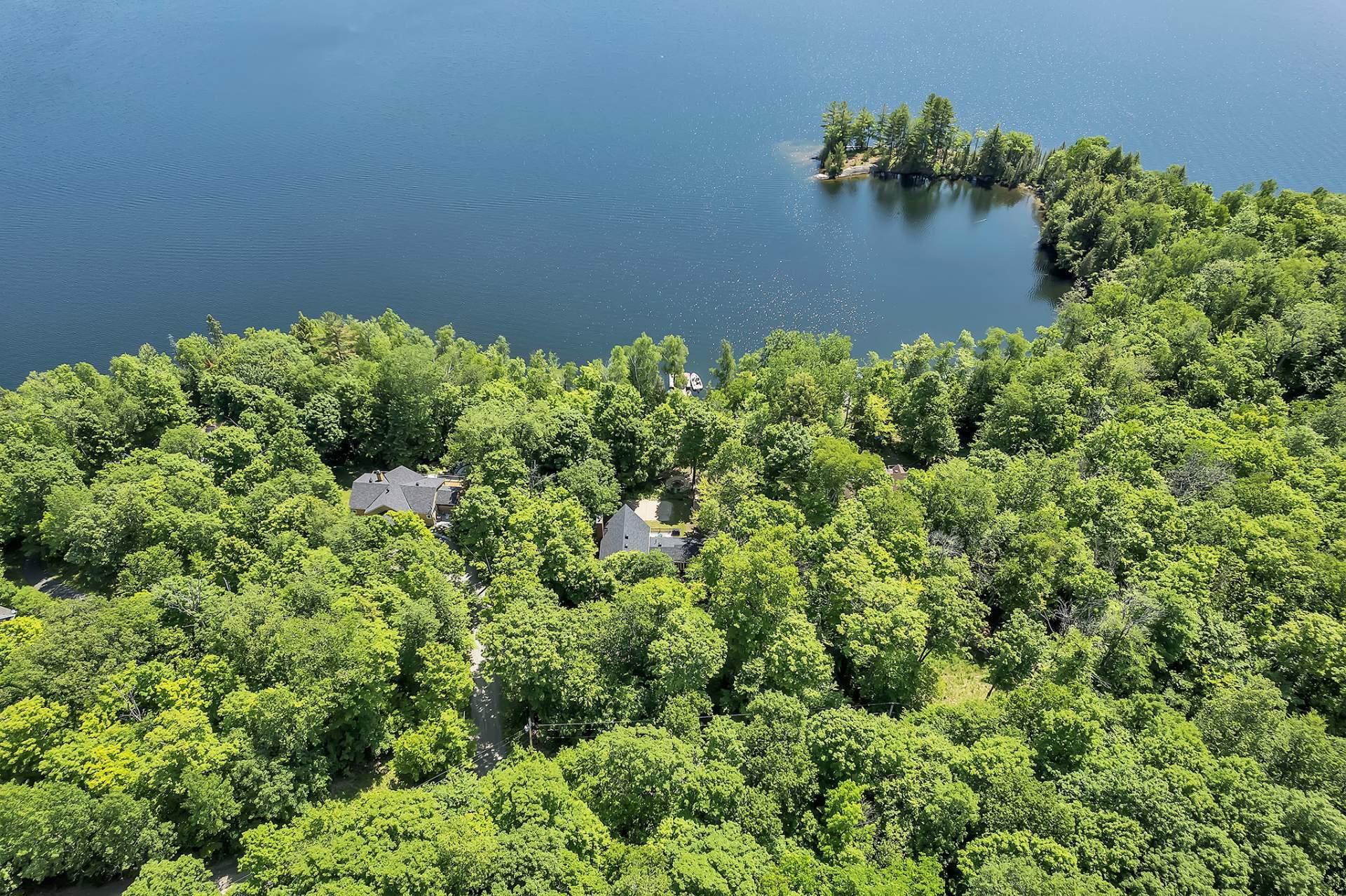 









242


Ch. du Lac-Grand

,
Val-des-Monts,




QC
J8N5J7

