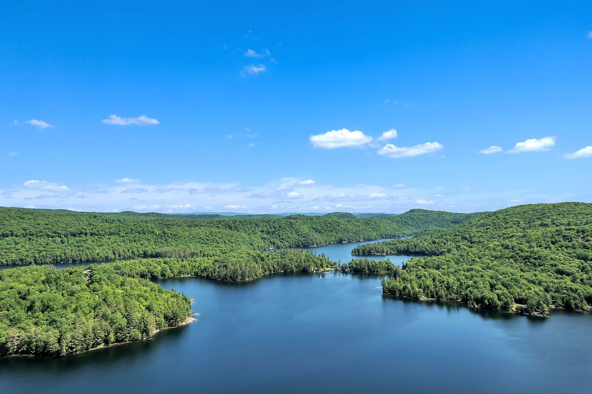 









242


Ch. du Lac-Grand

,
Val-des-Monts,




QC
J8N5J7

