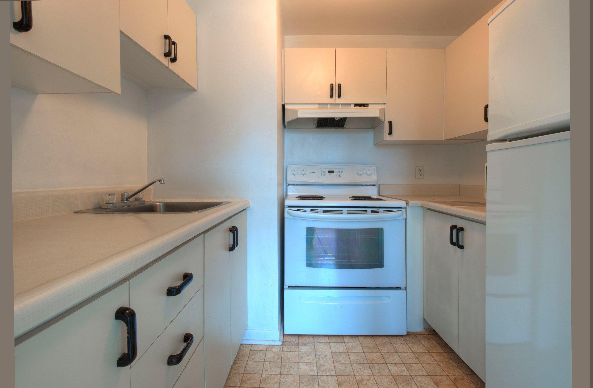 









462


Boul. Alexandre-Taché

, 402,
Gatineau (Hull),




QC
J9J0C2

