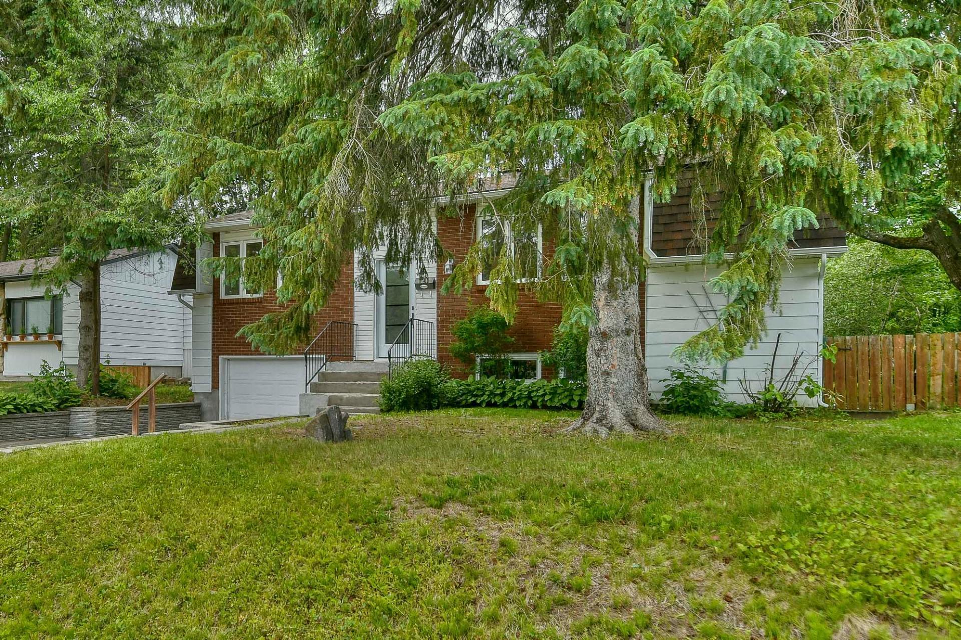 









31


Ch. de Lachalade

,
Lorraine,




QC
J6Z1W5

