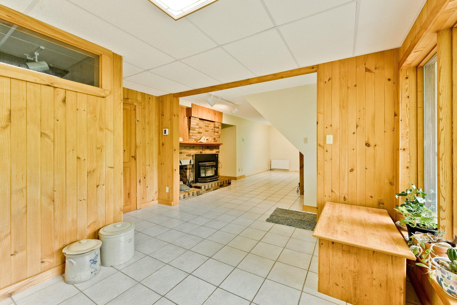 









761


Ch. Biron

,
Ascot Corner,




QC
J0B1A0

