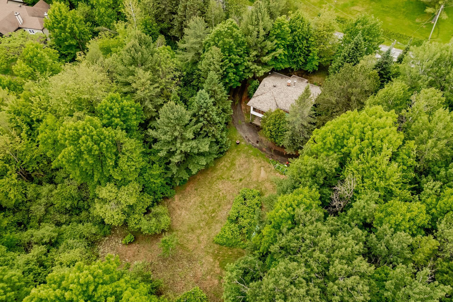 









761


Ch. Biron

,
Ascot Corner,




QC
J0B1A0

