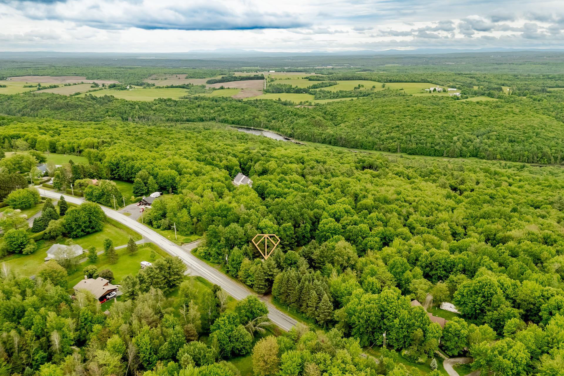 









761


Ch. Biron

,
Ascot Corner,




QC
J0B1A0

