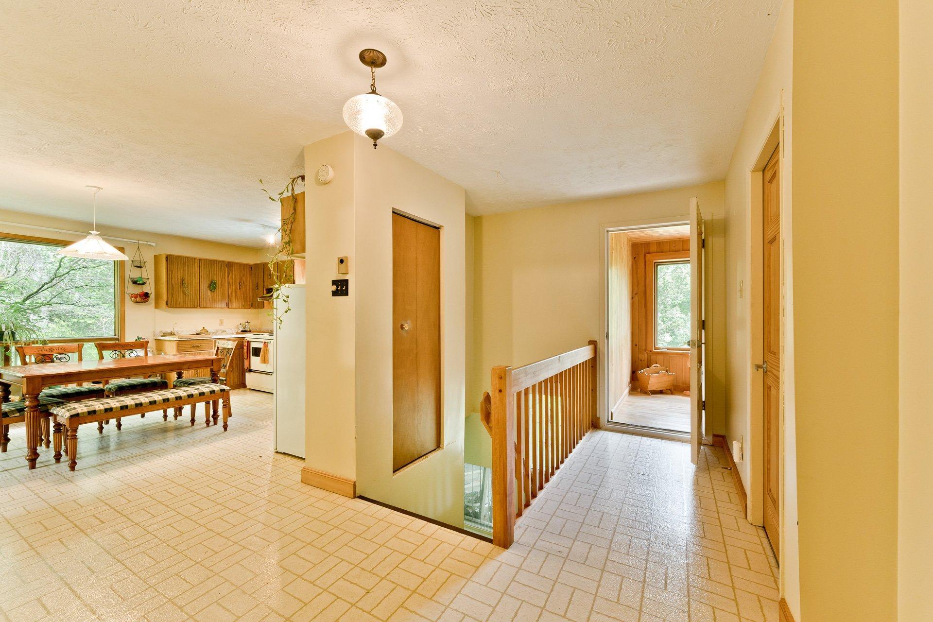 









761


Ch. Biron

,
Ascot Corner,




QC
J0B1A0

