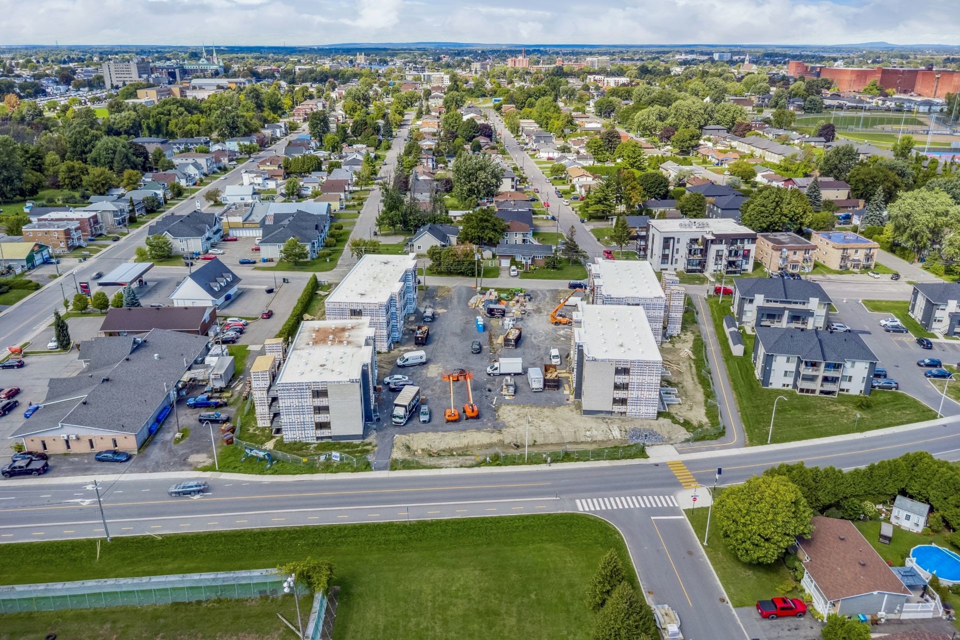 









307


Rue Viau

, 6,
Salaberry-de-Valleyfield,




QC
J6T3B4

