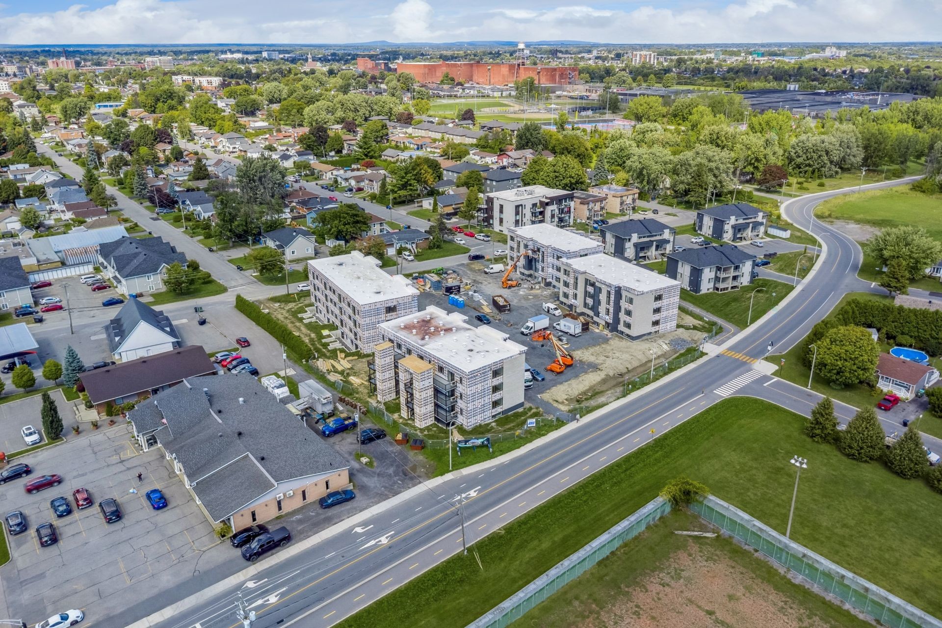 









307


Rue Viau

, 6,
Salaberry-de-Valleyfield,




QC
J6T3B4

