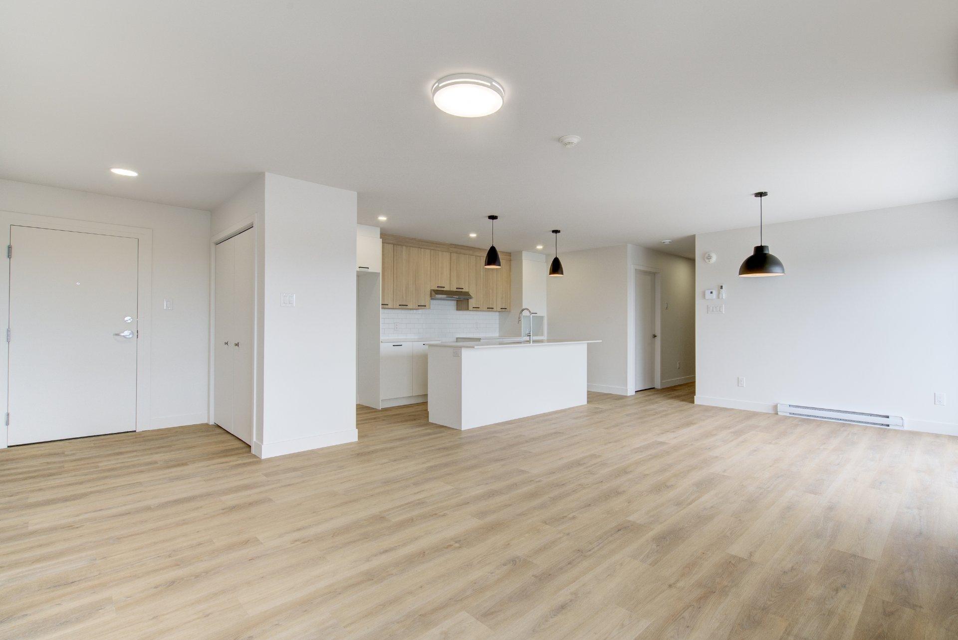 









307


Rue Viau

, 6,
Salaberry-de-Valleyfield,




QC
J6T3B4

