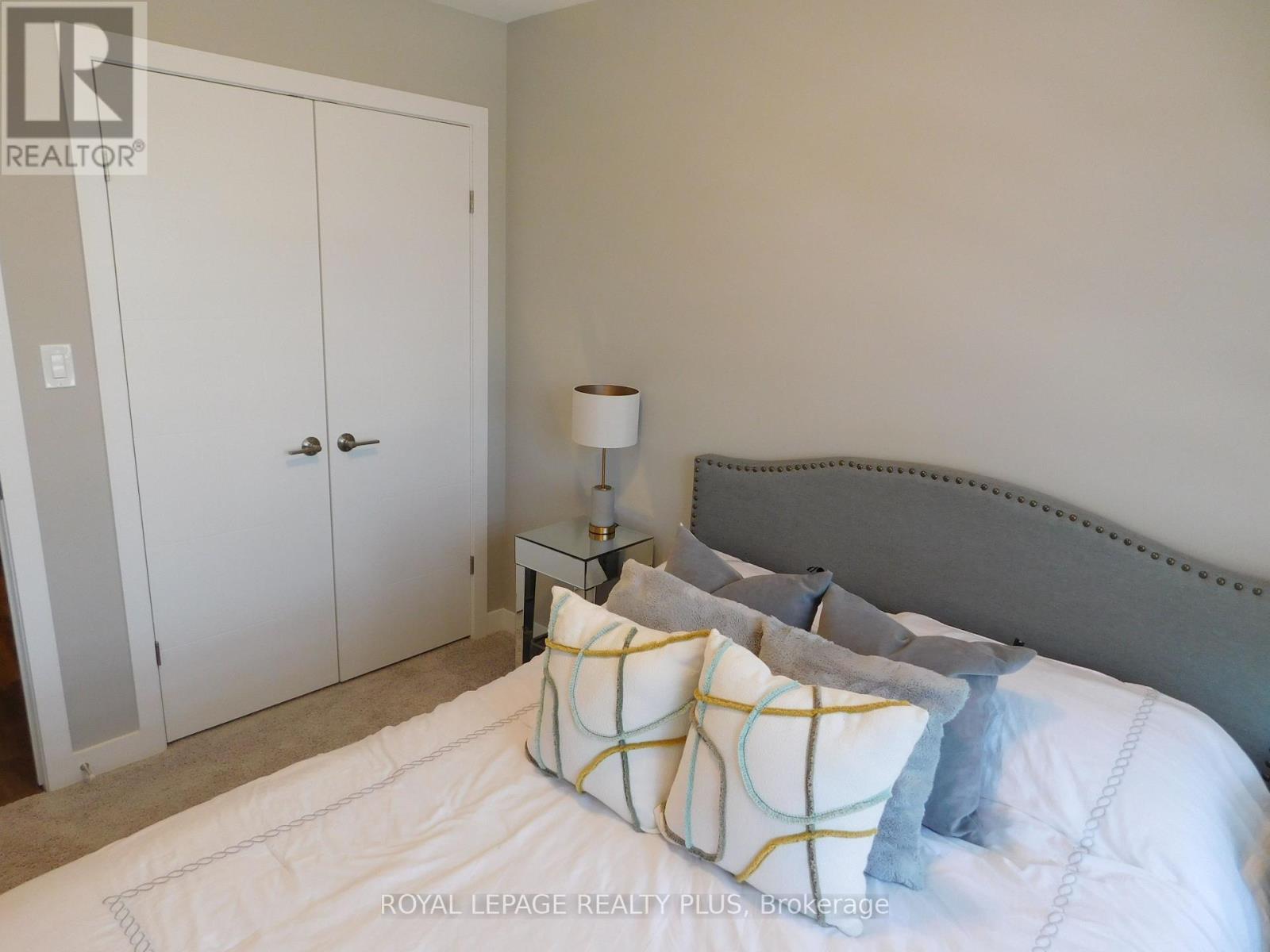 












612 CARYNDALE DRIVE

,
Kitchener,




Ontario
N2R1M9

