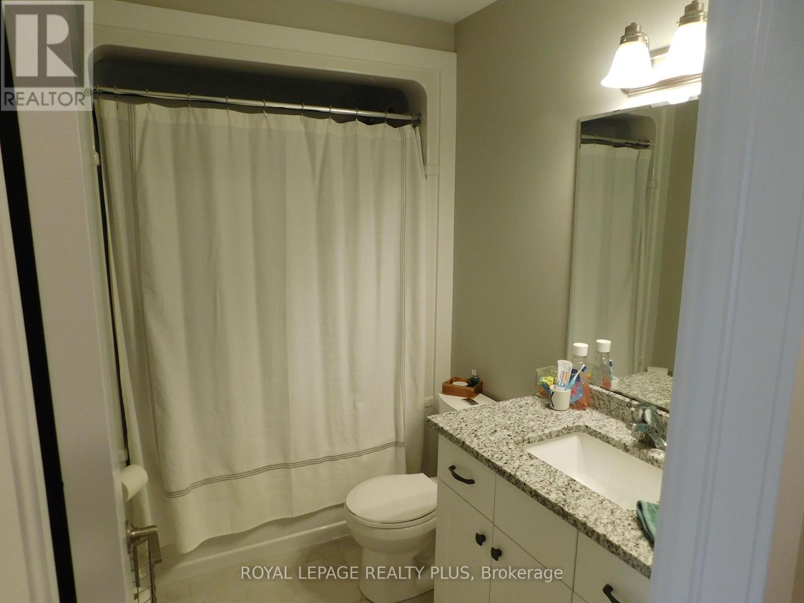 












612 CARYNDALE DRIVE

,
Kitchener,




Ontario
N2R1M9

