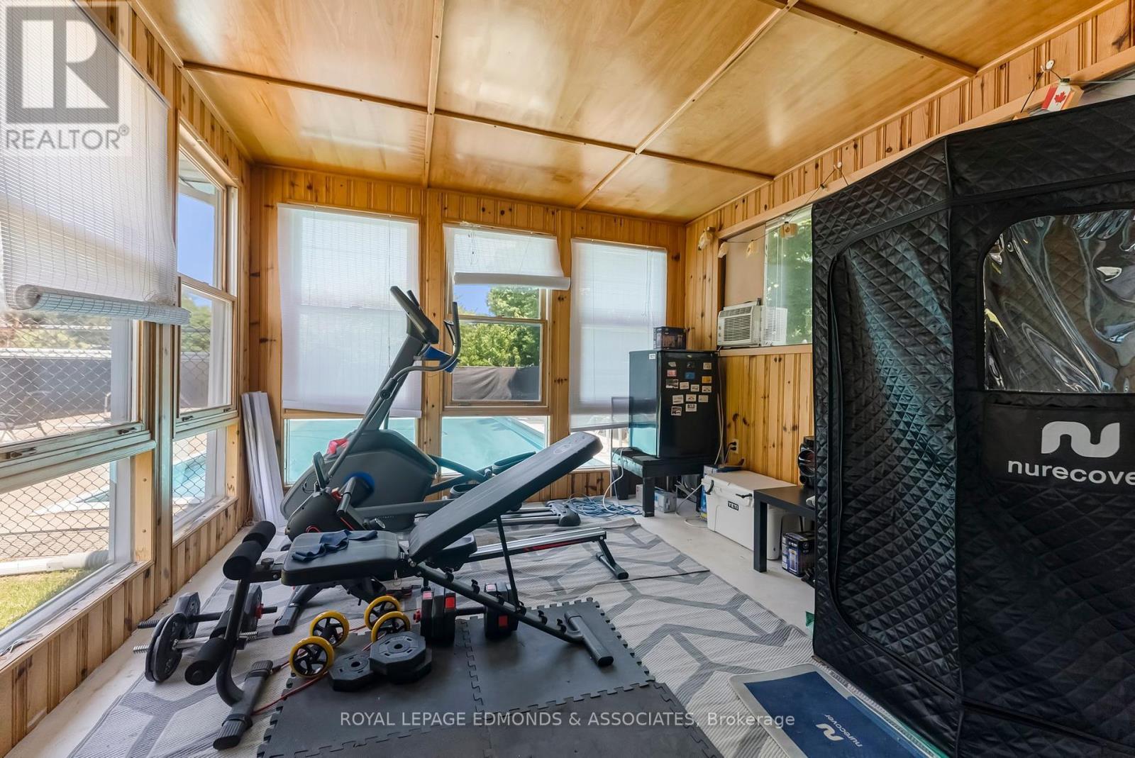 












6 SPRINGHILL CRESCENT

,
Petawawa,




Ontario
K8A7H9

