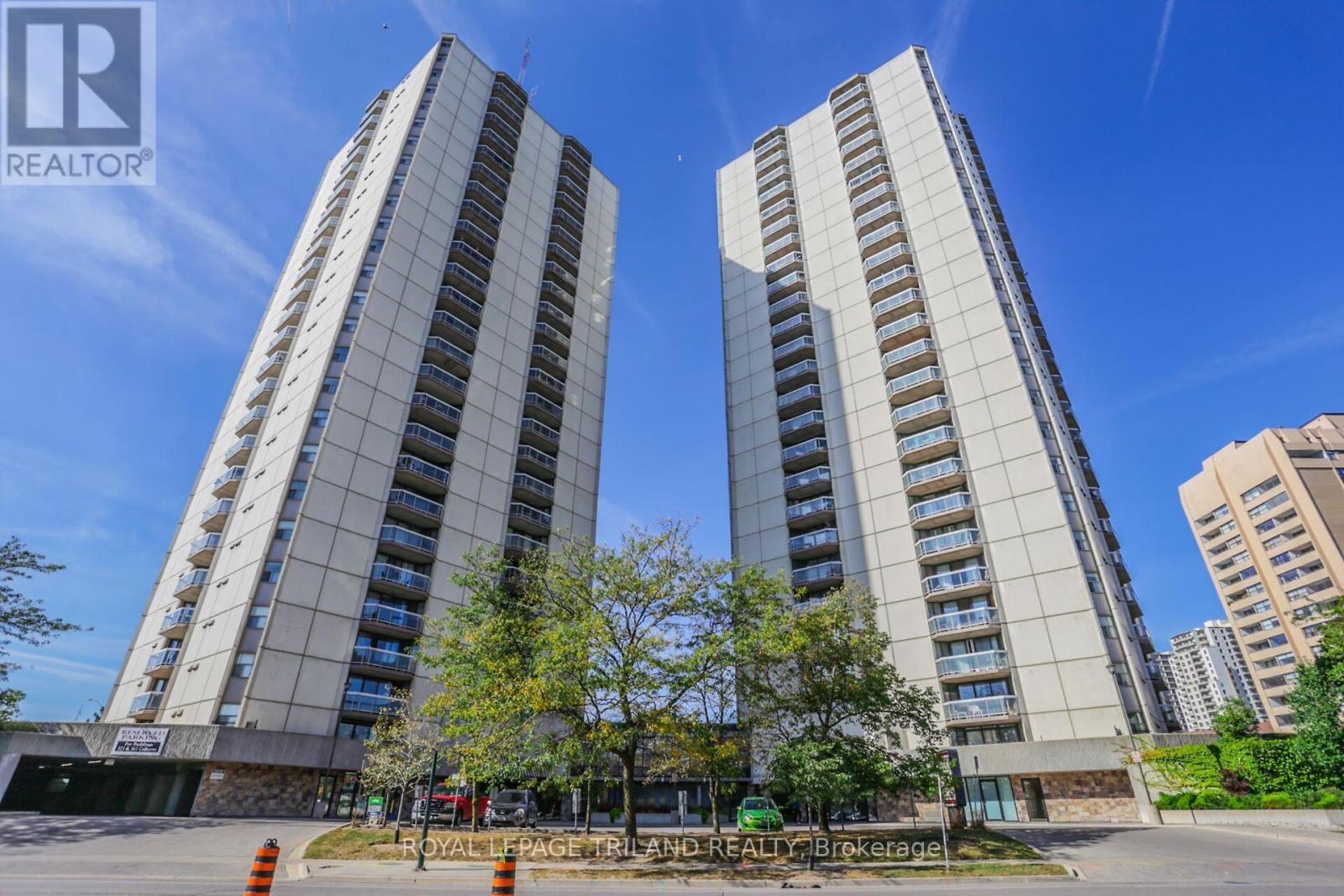 












2506 - 323 COLBORNE STREET

,
London East (East K),




Ontario
N6B3N8

