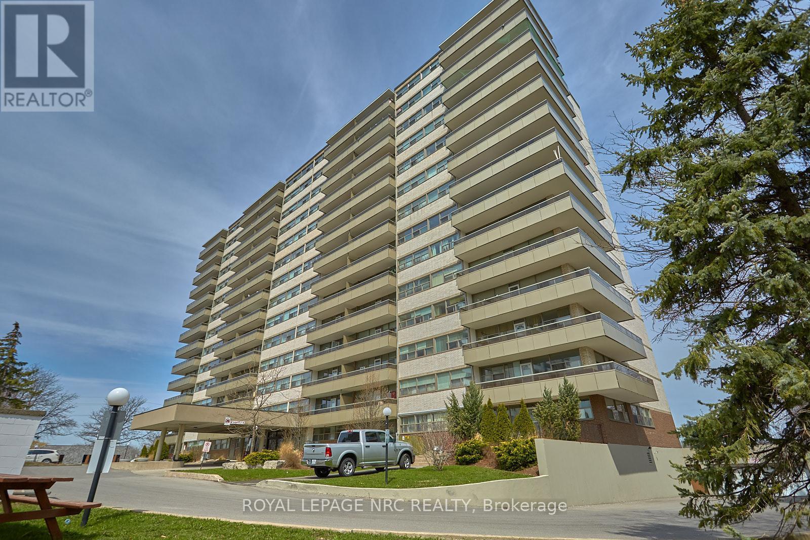 












307 - 215 GLENRIDGE AVENUE

,
St. Catharines (Glendale/Glenridge),




Ontario
L2T3J7

