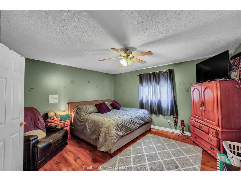 









160


Valley

Road,
Chatham,




ON
N7L 5L4

