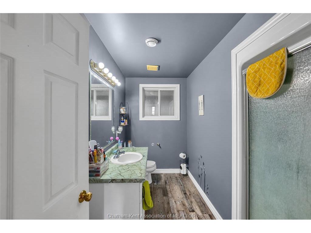 









160


Valley

Road,
Chatham,




ON
N7L 5L4

