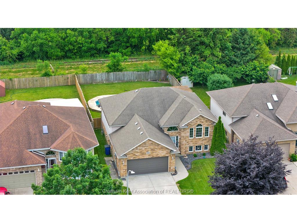 









160


Valley

Road,
Chatham,




ON
N7L 5L4

