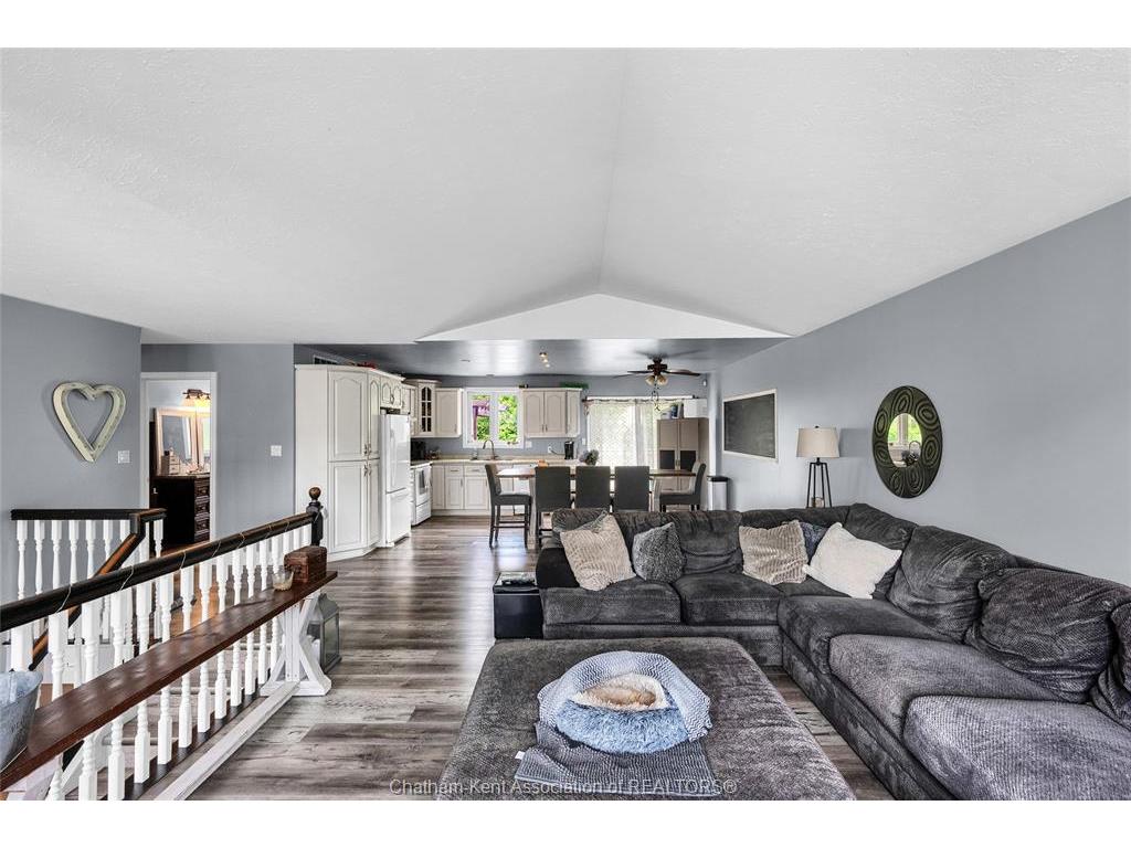 









160


Valley

Road,
Chatham,




ON
N7L 5L4

